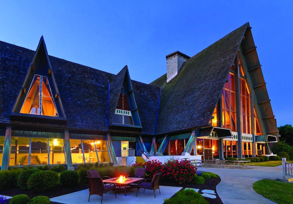 Hueston Woods Lodge And Conference Center College Corner Exterior foto