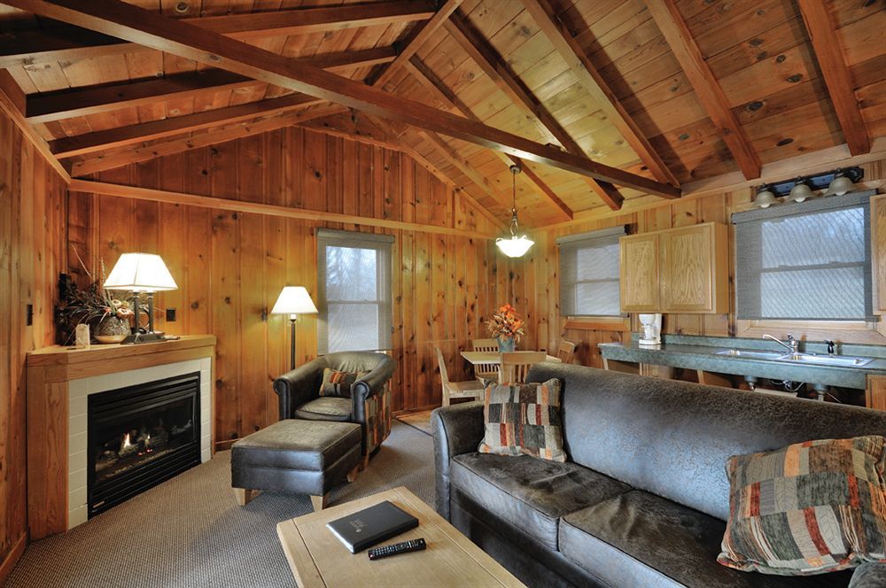 Hueston Woods Lodge And Conference Center College Corner Exterior foto